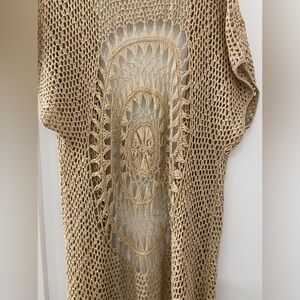 Crochet short sleeve shawl with beautiful design on back